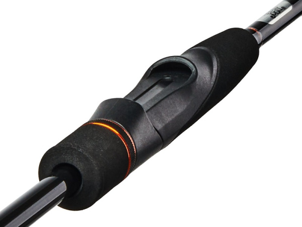 Спиннинг Lucky John Basara 218 см  4-16г (двухчастное)